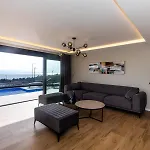Luxury Sirius * Bast