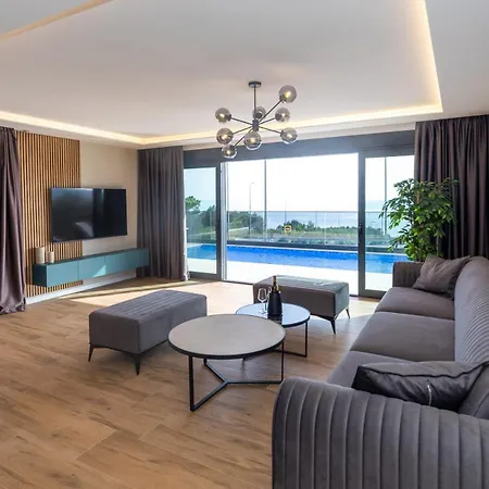 Luxury Sirius Villa